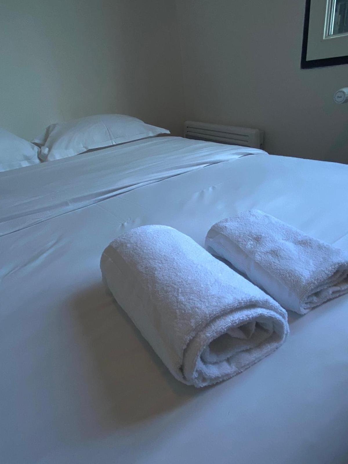 Hotel & Restaurant Isvara Breteuil 외부 사진