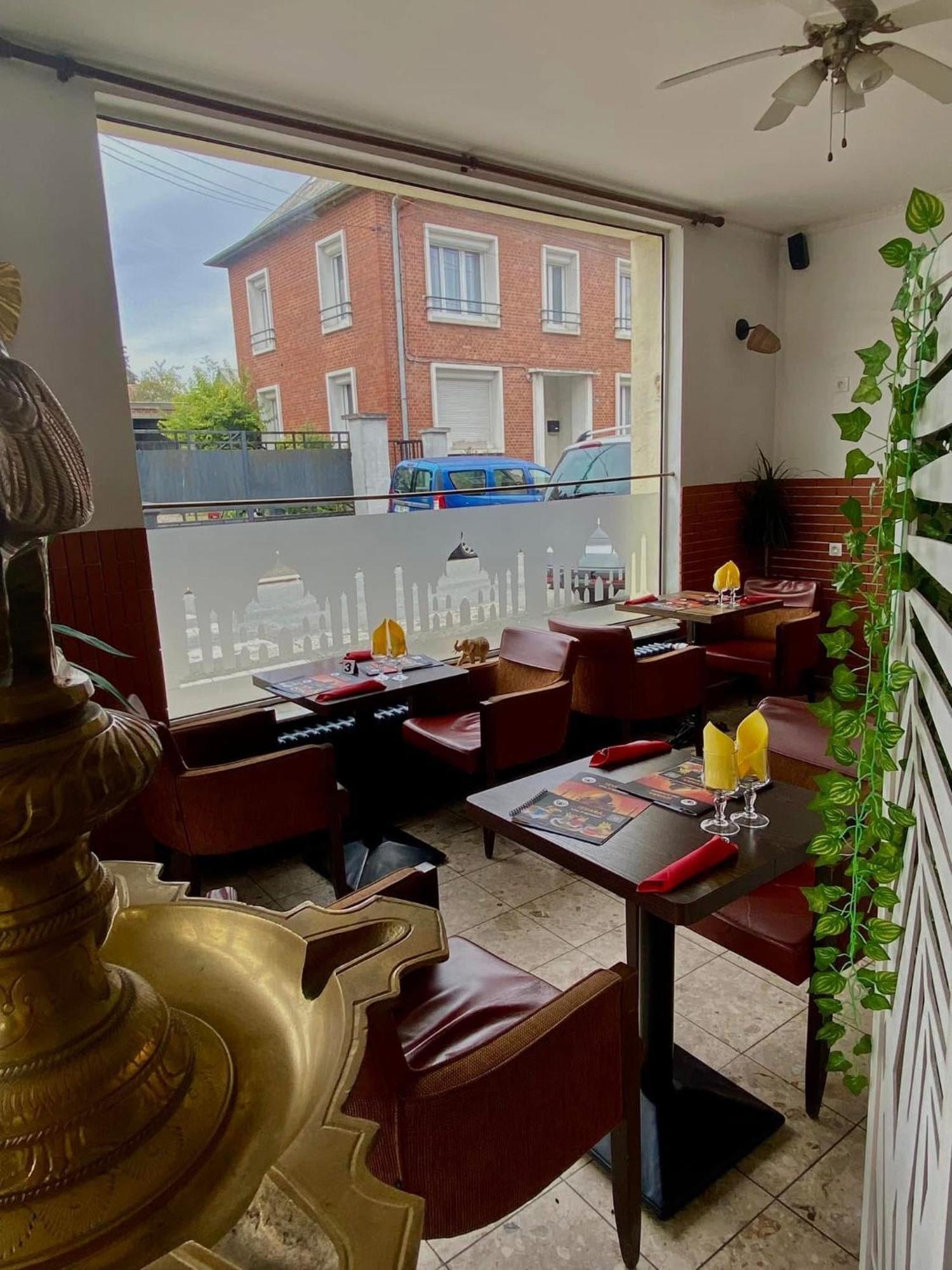 Hotel & Restaurant Isvara Breteuil 외부 사진