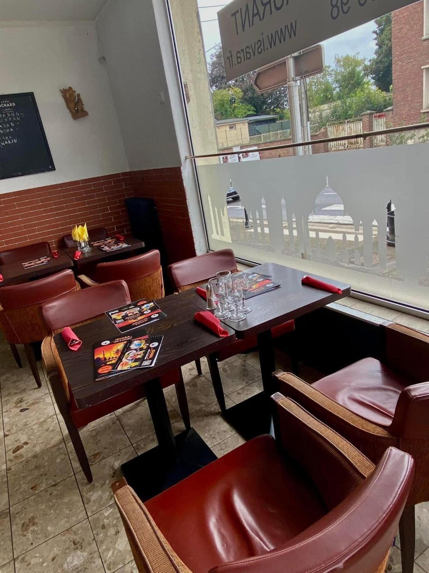 Hotel & Restaurant Isvara Breteuil 외부 사진