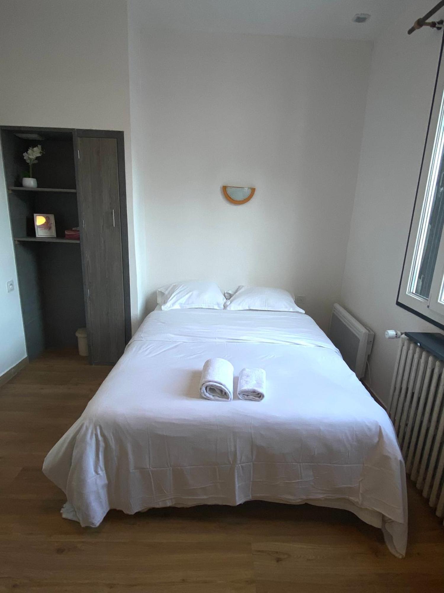 Hotel & Restaurant Isvara Breteuil 외부 사진